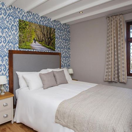 The Woodborough Inn Winscombe Екстер'єр фото